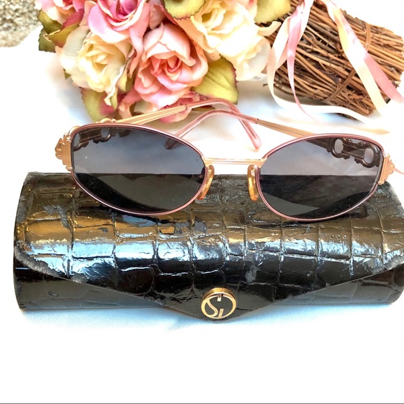 Authentic Saint John Sunglasses main image 6